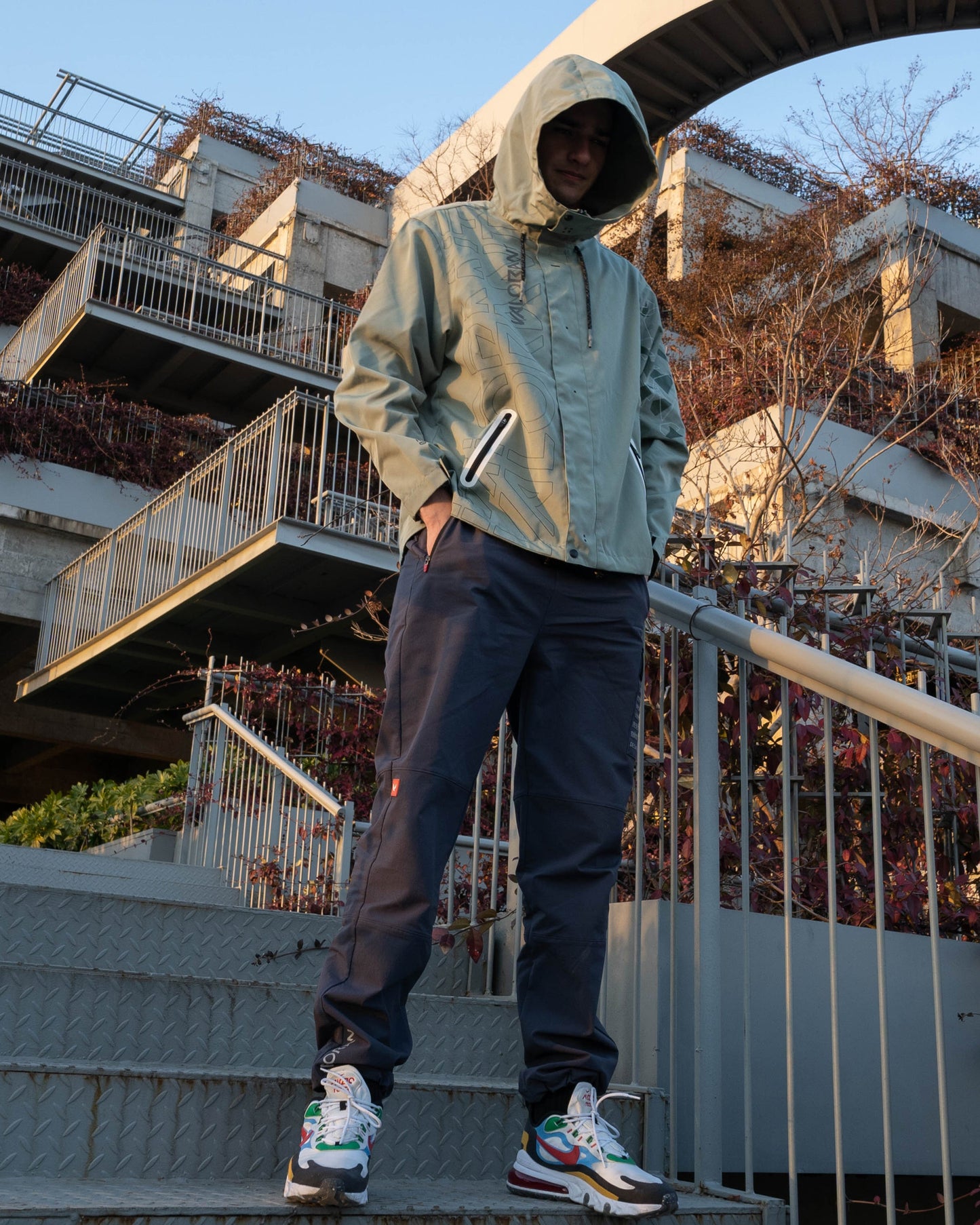 VALORANT "Defy The Limits" ウィンドブレーカー(グリーン)